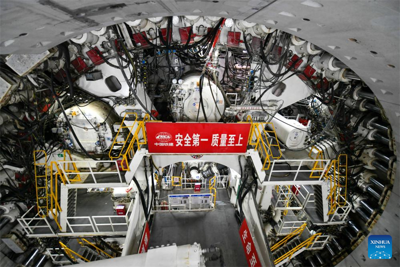 Aushubarbeiten am Gelben Fluss-Abschnitt des Tunnels der Huanggang Road abgeschlossen