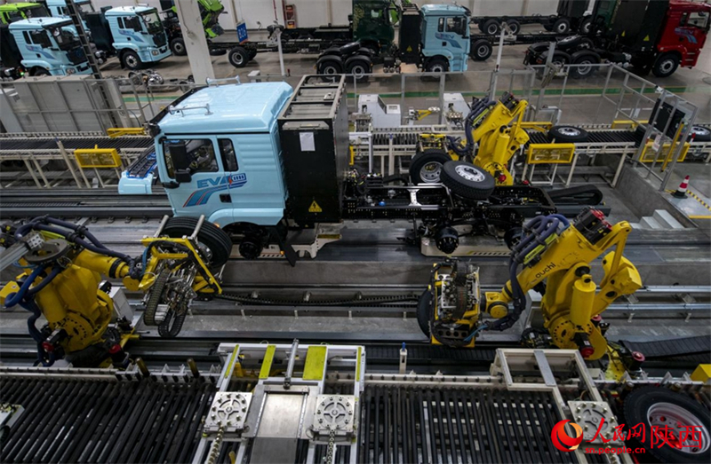 Intelligente Produktion von schweren Lkw in der Fabrik von Shaanxi Automobile