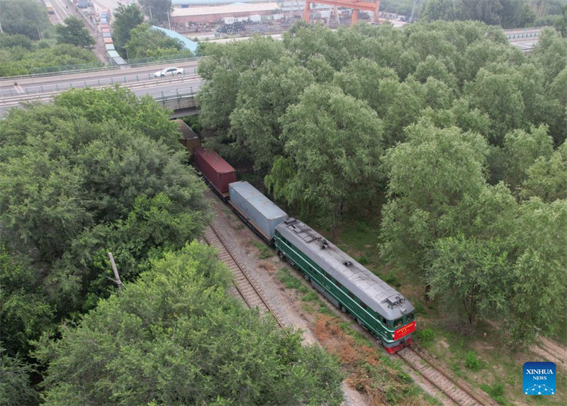 Erste Güterzugverbindung aus China nach Europa über das Kaspische Meer