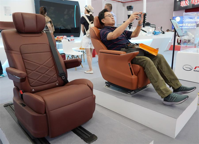 3. CISCE zeigt Erfolge der Innovationszusammenarbeit in der Elektrofahrzeug-Industriekette