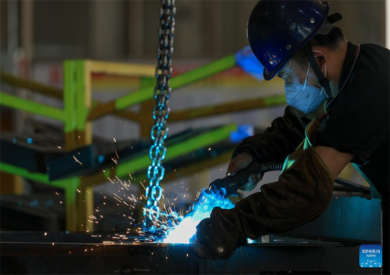 Werkstatt für Herstellung von Baumwollerntern in Xinjiang