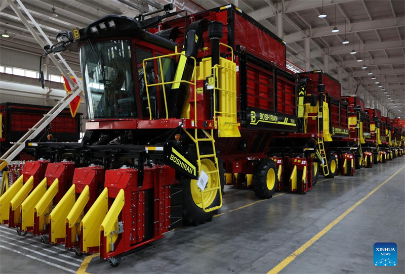 Werkstatt für Herstellung von Baumwollerntern in Xinjiang