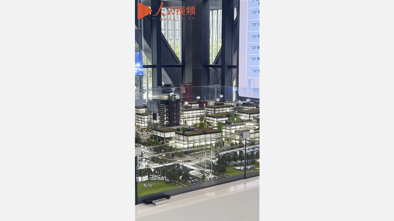 Moderne Technologien im Qianhai Shenzhen-Hong Kong Youth Innovation and Entrepreneur Hub erleben