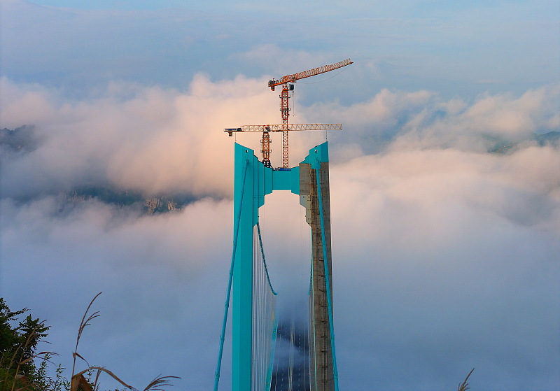 H?chste Brücke der Welt wird im Südwesten Chinas er?ffnet