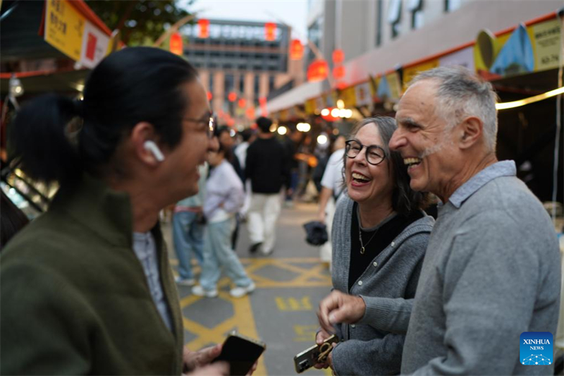 Deutsche Keramikkünstlerin l?sst sich in Chinas ?Porzellanhauptstadt“ inspirieren