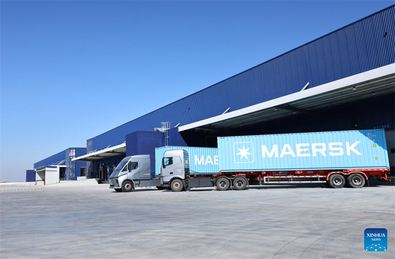 Maersk Lingang Flagship-Logistikzentrum geht in Betrieb